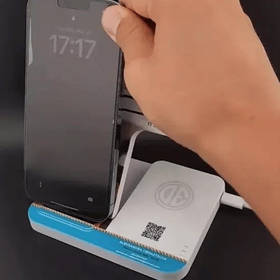 Wireless Charging Station Customized with Photo | Make The Great Gift!